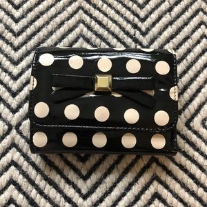 Polka dot wallet